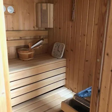 220m2 15p Avec Sauna, Hyper Center Luchon Διαμέρισμα