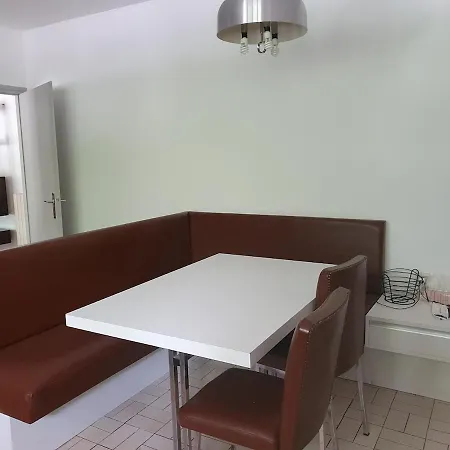 220m2 15p Avec Sauna, Hyper Center Luchon Διαμέρισμα