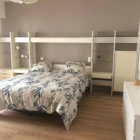 220m2 15p Avec Sauna, Hyper Center Luchon Διαμέρισμα