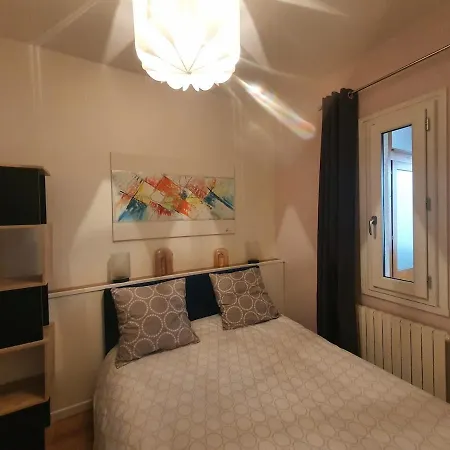 220m2 15p Avec Sauna, Hyper Center Luchon Διαμέρισμα *