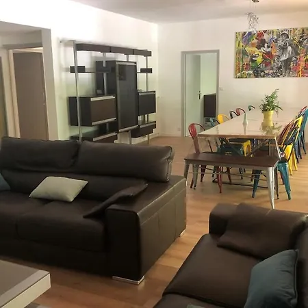 220m2 15p Avec Sauna, Hyper Center Luchon *