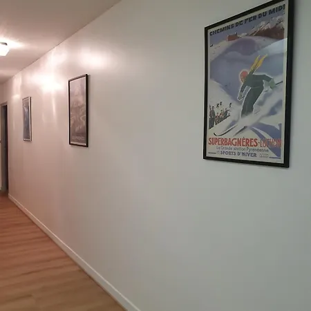 220m2 15p Avec Sauna, Hyper Center Luchon Apartamento