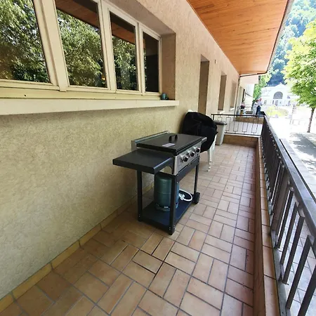 Appartement 220m2 15p Avec Sauna, Hyper Center Luchon Bagnères-de-Luchon